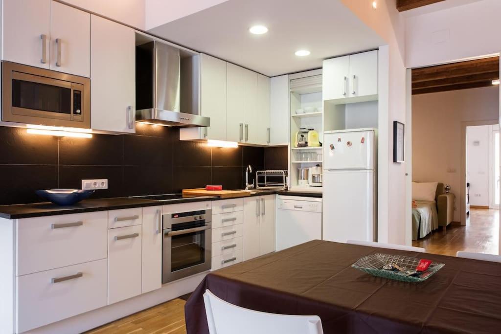 Appartement Moderno Y Autentico En El Corazon De Poble Sec Barcelone