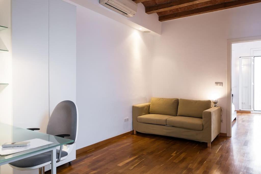 Appartement Moderno Y Autentico En El Corazon De Poble Sec Barcelone